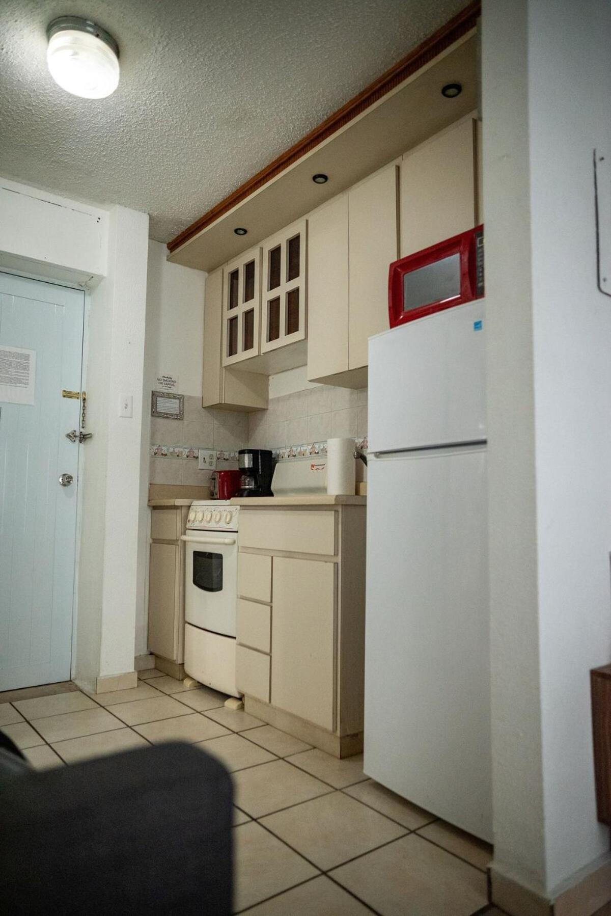 Steps From Foxwoods- Beachfront Retreat With Pools Сан Хуан Екстериор снимка