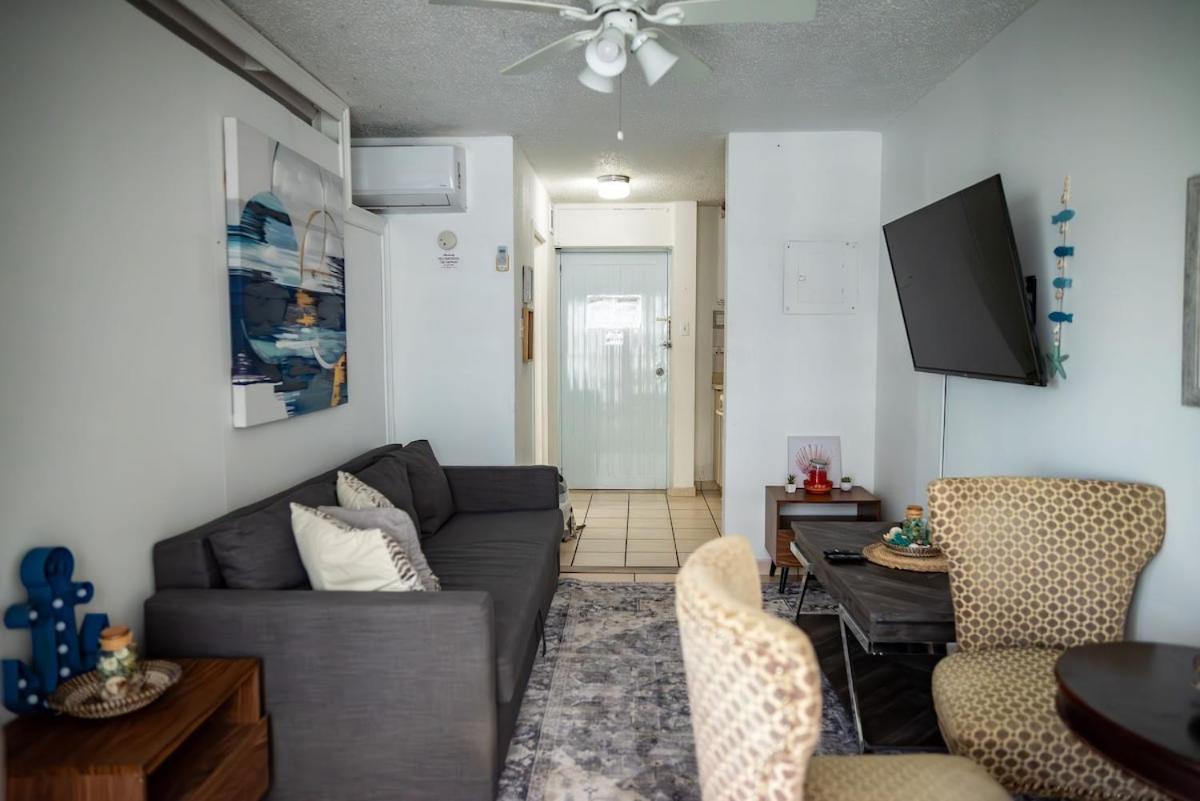Steps From Foxwoods- Beachfront Retreat With Pools Сан Хуан Екстериор снимка